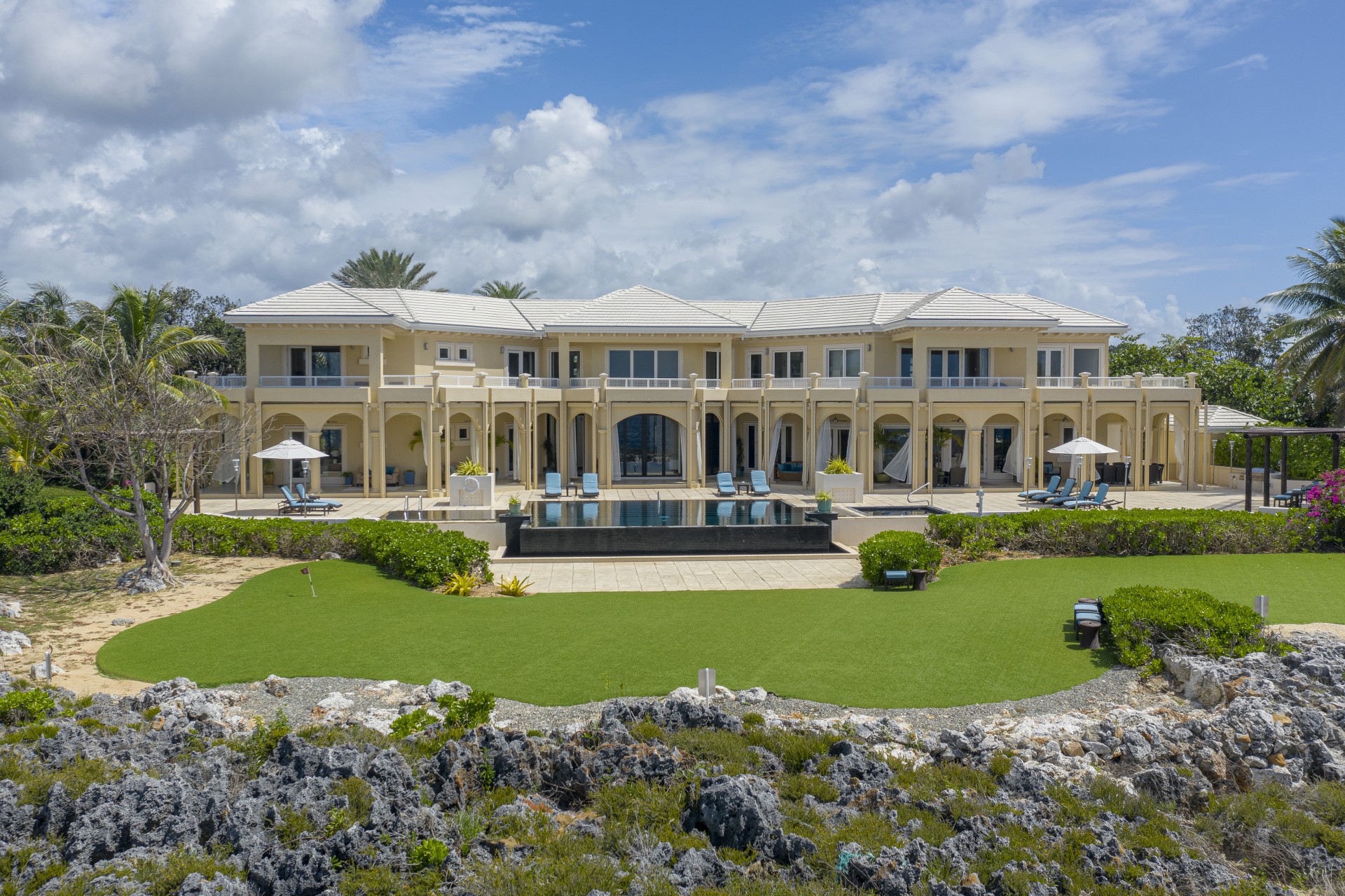 Oceans Edge SeaSide Estate - Cayman Villas